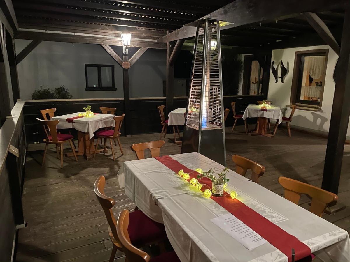 Pension & Gaststaette Bauernstube Heinsdorfergrund Экстерьер фото